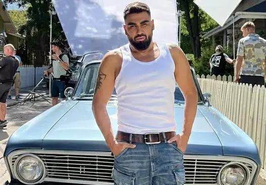 Скандал! Азис търси шофьор, но никой не иска да вози Краля!