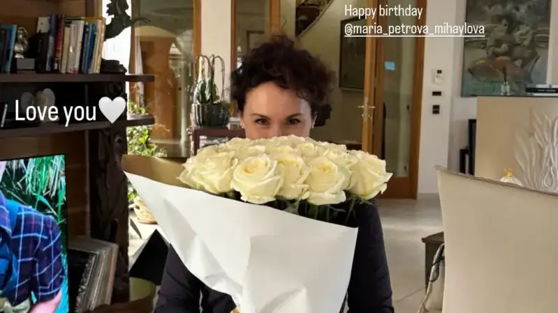 Николета Лозанова жестоко изложи свекърва си на юбилея й: Фенове питат пияна ли е Мария Петрова?! (СНИМКИ)