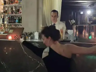 Николета Лозанова жестоко изложи свекърва си на юбилея й: Фенове питат пияна ли е Мария Петрова?! (СНИМКИ)