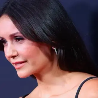 Филип Буков на лов за сърцето на Нина Добрев: Шокиращи съобщения!