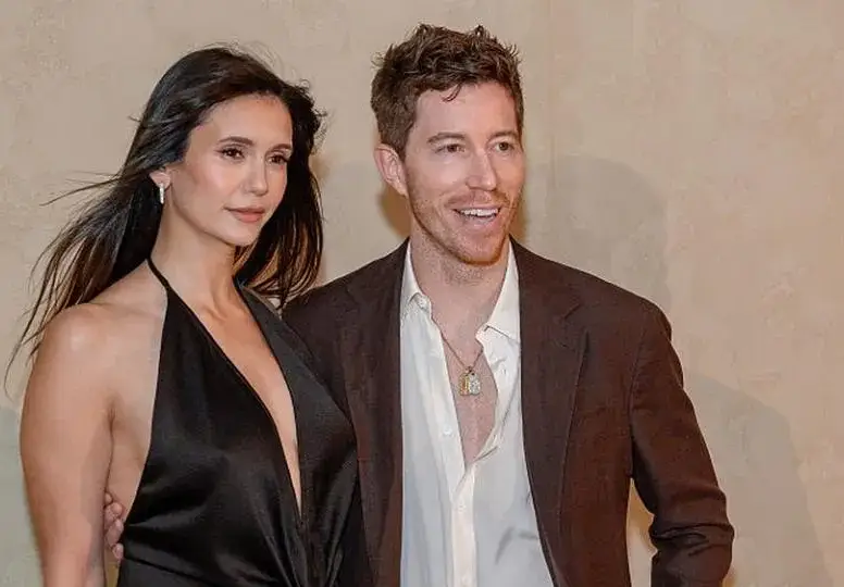 Нина Добрев шокира с жест към бившия! Какво се случи?