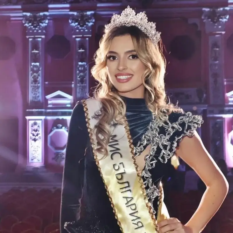 Скандал с новата Мис България: Всички тайни на Симона Бакърджиева!