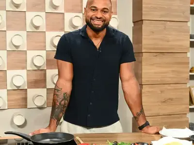 Шокиращият нов готвач на „Преди обед” е културист и звезда!