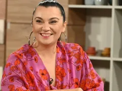 Шокиращи детски спомени на Оля Малинова: Паста за зъби и кучешки гранули!