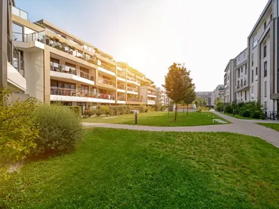 Отворените въпроси за затворените комплекси