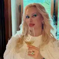 Шокираща нова любовница на Християн Гущеров?! Вижте скандалните снимки!