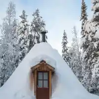 Палитра от приключения и нови хоризонти с TravelLove