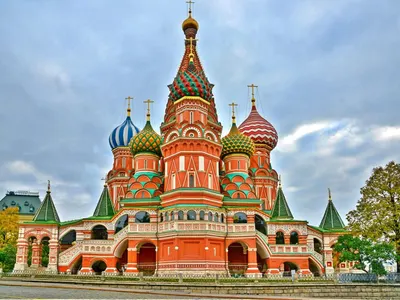 Паника сред туроператорите: Български фирми масово отменят екскурзии до Русия след новите санкции на ЕС