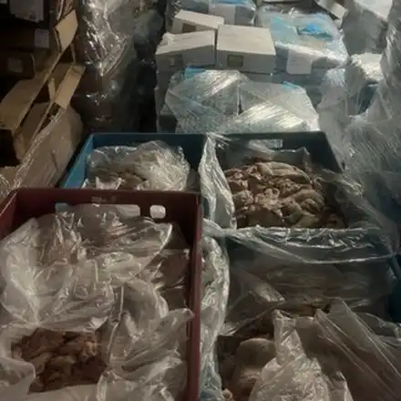 Скандал! 70 тона месо с неясен произход открито в София!