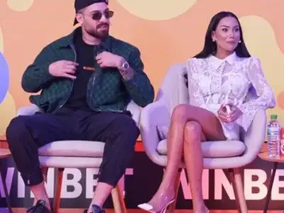 Скандал в ефир: Емрах флиртува с гаджето на Благо Джизъса!