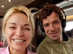 Рая и Явор подаряват кученца