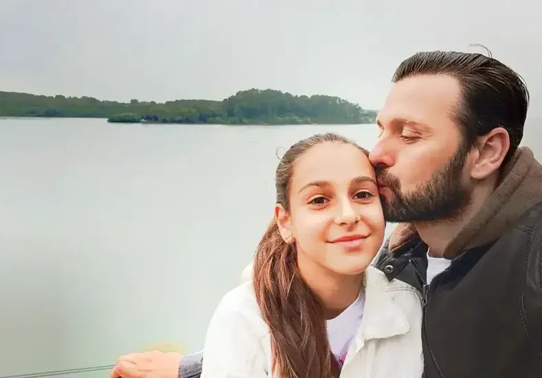 Скандалната дъщеря на Сано навърши 16! Вижте как отпразнува!