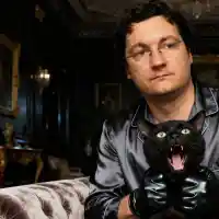 Шокиращ скандал: Крум Зарков и жестокостта към животни!