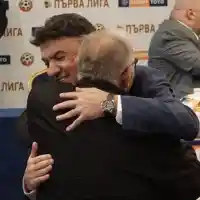 След като инсулт го вкара в болница: Цялата Пенева чета подкрепя Боби Михайлов