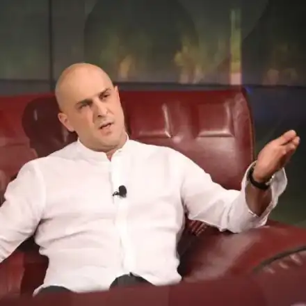 Светльо Витков шокира с манастирски новини от Китай!