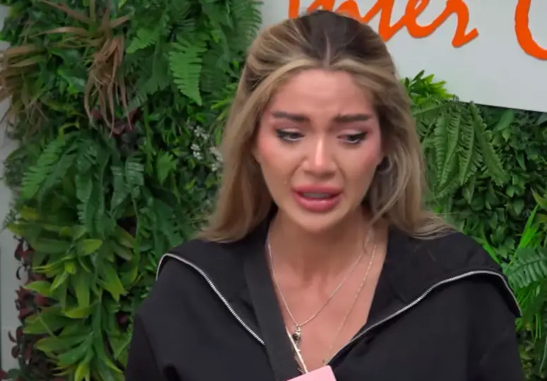 Скандалът с Мина от "Биг Брадър": Побой и тайни връзки!