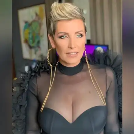 Терасата на Джина Стоева: Вълшебство и дъги в София!