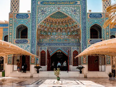 Скандалните тайни на TravelLove: Пътувания, които ще ви шокират!