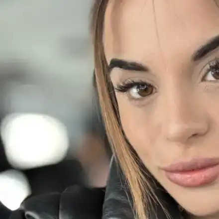 Ивка Бейбе шокира с две връзки: Мъж и жена едновременно!