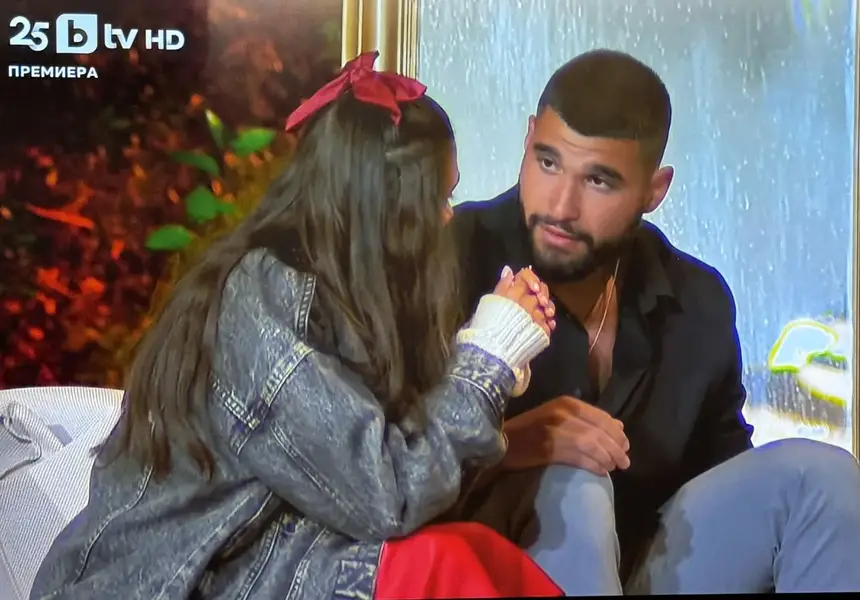 Виктория Асенова шокира с глупави въпроси на Тихомир!