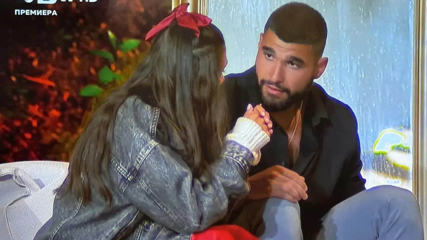 Виктория Асенова шокира с глупави въпроси на Тихомир!