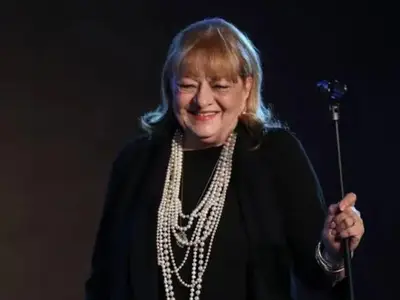 Врачка предсказала на Богдана Карадочева, че ще остане стара мома