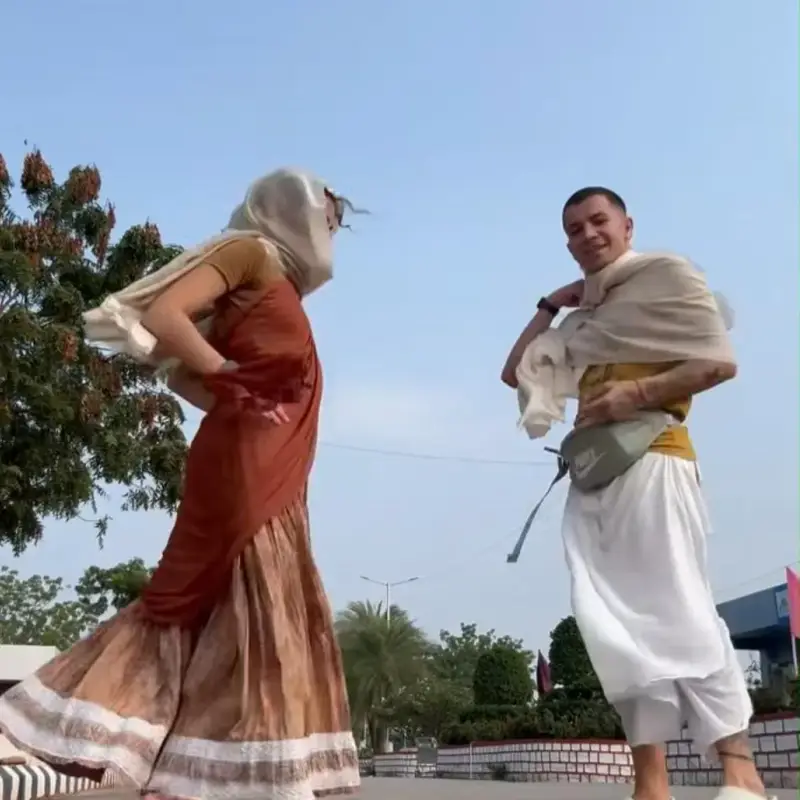 Шокиращо: V:RGO избяга в Индия и открива тайните на храмовете!