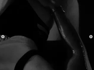 ВЗРИВ!! Виктор и Кристина от „Ергенът“ ЖИВЕЯТ ЗАЕДНО: Страстта пламнала още във формата! (Дениз и Петър са бесни - СНИМКИ)