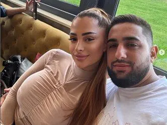 Задържаната с кокаин зад волана Мис Силикон с погача за бебето (Снимки)