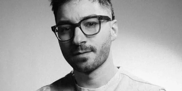 ЗАЩИТИЛ МОМИЧЕ: Локали преследват Крис Захариев в мола! Бях обиждан (нормално) и плют (буквално)