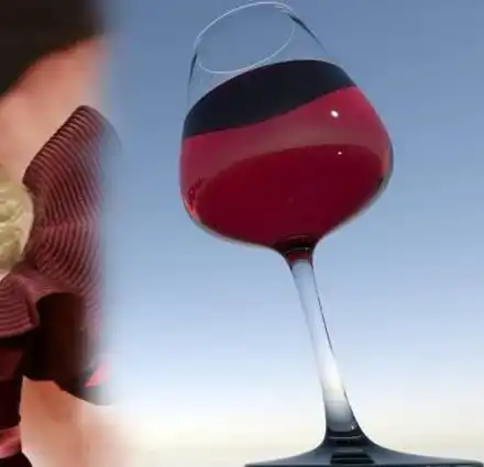 Адел шокира с признание: 25 бутилки вино и трезвеност!