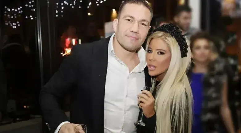 Андреа: Съперница за сърцето на Кубрат ме атакува