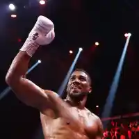 Антъни Джошуа пострада в катастрофа с две жертви