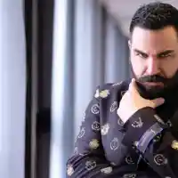 Шок! Азис поиска 100 000 лв. за Нова година!