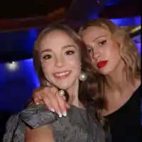 Звезден коктейл: Бакалова, Миневска и Николова грабнаха София!