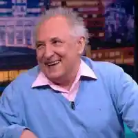 Шок! Бате Енчо се ожени на 68 в Малта!