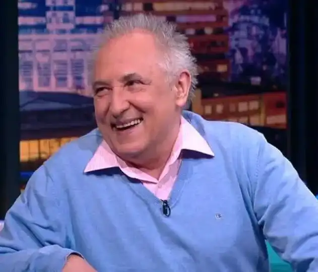 Шок! Бате Енчо се ожени на 68 в Малта!