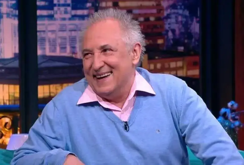 Шок! Бате Енчо се ожени на 68 в Малта!