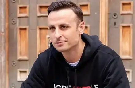 Бербатов се връща към модата! Мацки ще наддават за хранителния му режим