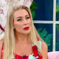 Шок! Антония Петрова рискува бебето си за слава!