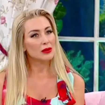 Шок! Антония Петрова рискува бебето си за слава!