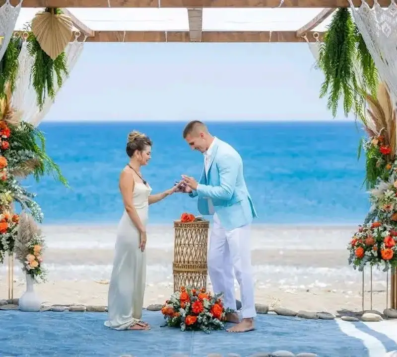 Скандалът с Кристина и Петър: Любов или просто шоу?