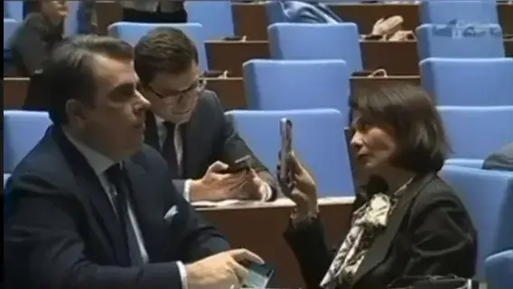 Шок и недоумение: Козилата и Асен Василев на ръба на нервна криза!