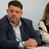 ГОРЕЩО ОТ ЧЕРВЕНАТА ЦЕНТРАЛА! Ръководството на БСП единодушно отхвърлило оставката на Зафиров