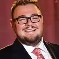 Гущеров шокира с емоционално послание към майка и щерка!