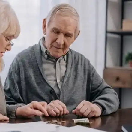 Хиляди българи с орязани пенсии от 1 юли 2026