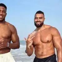 Кои са приятелите, които Антъни Джошуа загуби в тежката катастрофа?