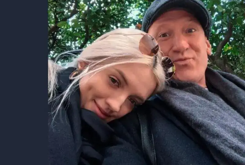 Скандал! Анна Кошко бърза за бебе от Деян Донков!