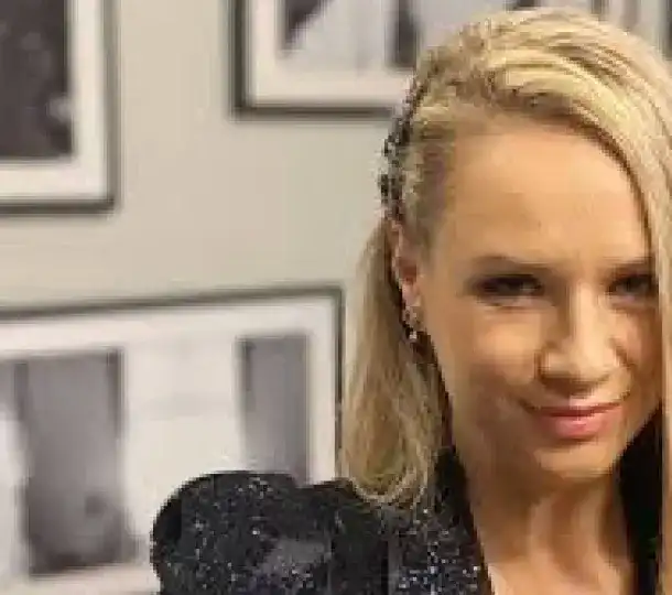 Лора Караджова шокира с трето дете и нова любовна история!