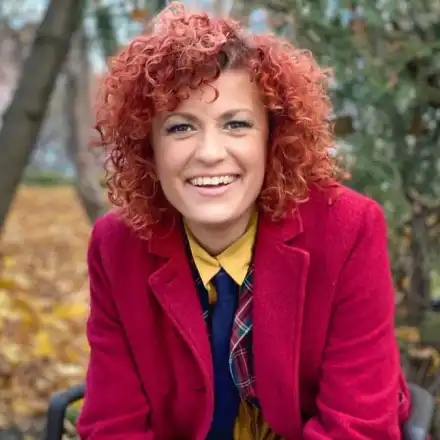 Люси Дяковска влюбена в китаристка: Скандалната любовна история!